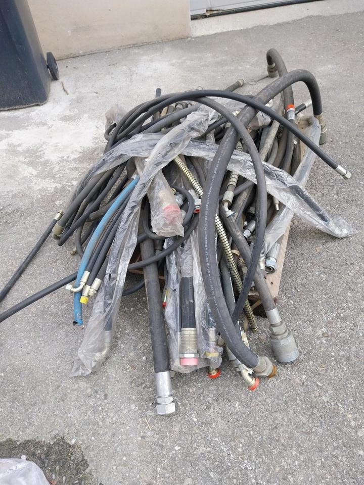 Hydraulikschläuche Schläuche Bagger Radlader Hydraulik Schläuche - Hydraulique pour Engins de chantier: photos 4 Hydraulikschläuche Schläuche Bagger Radlader Hydraulik Schläuche - Hydraulique pour Engins de chantier: photos 4