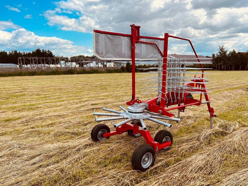 Kreiselschwader Schwader Agro Factory 4,2m KN-420 neu Krone - Faneuse: photos 2 Kreiselschwader Schwader Agro Factory 4,2m KN-420 neu Krone - Faneuse: photos 2