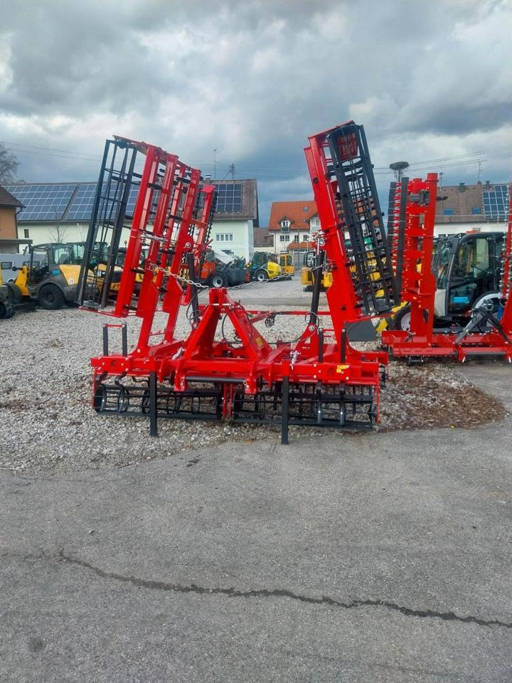 Kultivator Coral Plus Saatbettkombination Egge Grubber Lemken - Bineuse: photos 4 Kultivator Coral Plus Saatbettkombination Egge Grubber Lemken - Bineuse: photos 4