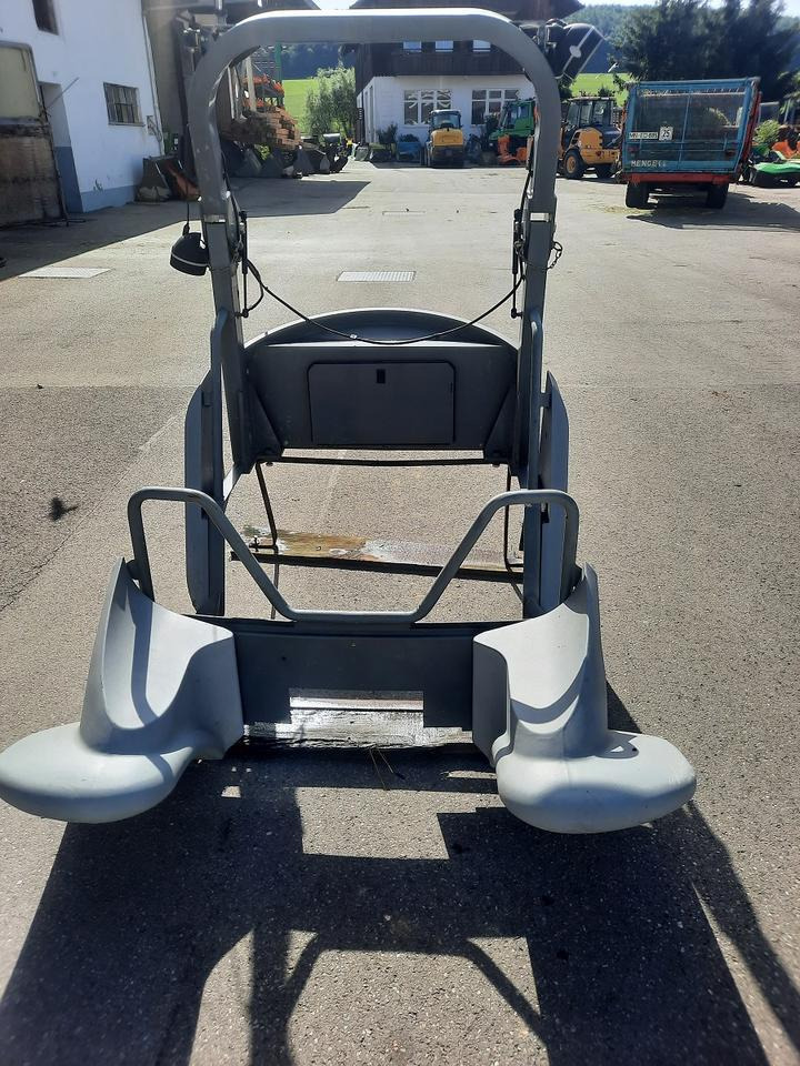 Überrollbügel Kramer 280 Radlader Schutzdach Lader - Pièces de rechange pour Engins de chantier: photos 2 Überrollbügel Kramer 280 Radlader Schutzdach Lader - Pièces de rechange pour Engins de chantier: photos 2