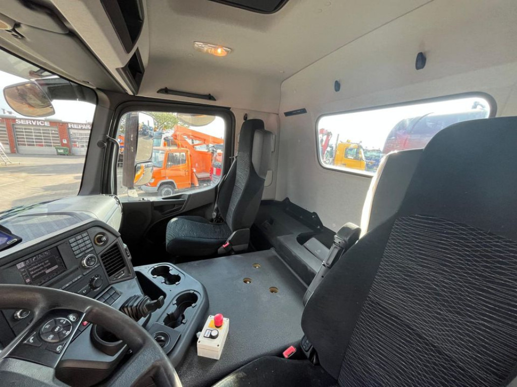 Camion MERCEDES-BENZ Arocs 3236 8x4 Betonmischer Deutsch Top AP Achsen: photos 11