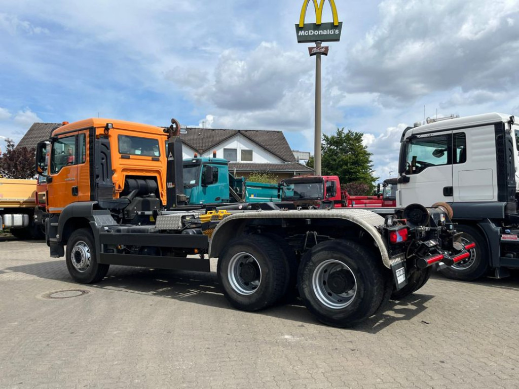 MAN MAN TG-S Abrollkipper 26.460 6x4 BB kurzer Radstand - Camion ampliroll: photos 3 MAN MAN TG-S Abrollkipper 26.460 6x4 BB kurzer Radstand - Camion ampliroll: photos 3