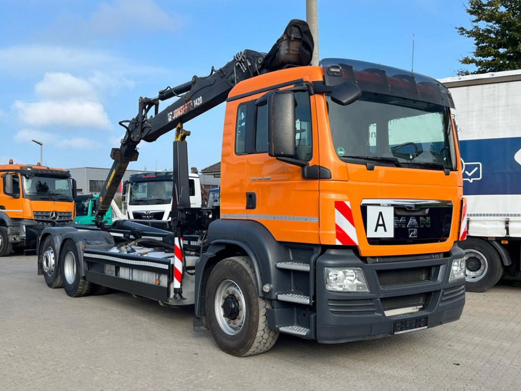 MAN TG-S 26.400 6x4H-2 BL Abrollkipper mit Kran Lift Lenk - Camion ampliroll, Camion grue: photos 5 MAN TG-S 26.400 6x4H-2 BL Abrollkipper mit Kran Lift Lenk - Camion ampliroll, Camion grue: photos 5