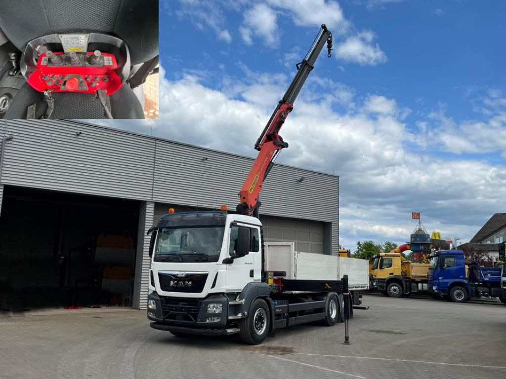 MAN TG-S 26.420 6x2 BL Pritsche Kran Palf. PK 22002+ - Camion grue: photos 2 MAN TG-S 26.420 6x2 BL Pritsche Kran Palf. PK 22002+ - Camion grue: photos 2