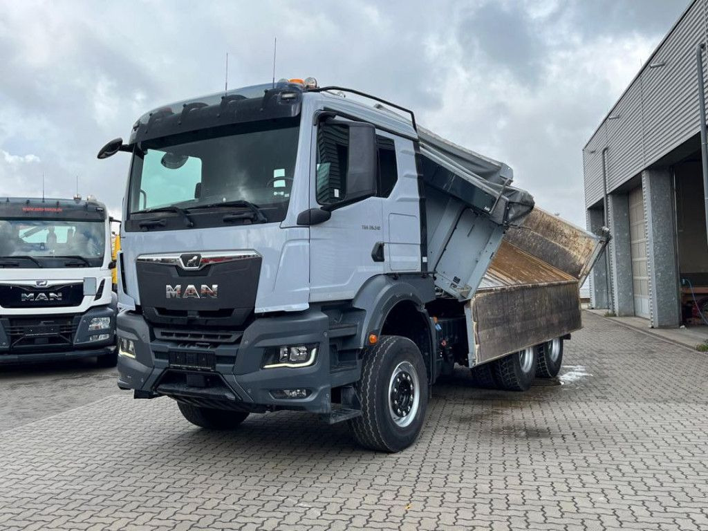 MAN TG-S 26.510 6x4 BB 3-Achs Kipper Meiller Bordmat - Camion benne: photos 1 MAN TG-S 26.510 6x4 BB 3-Achs Kipper Meiller Bordmat - Camion benne: photos 1