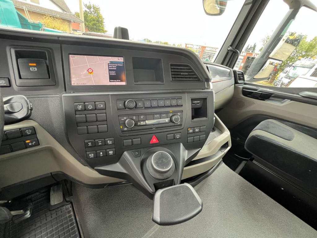 MAN TG-S 37.470 8x4 4-Achs Kipper Meiller Bordmatik - Camion benne: photos 3 MAN TG-S 37.470 8x4 4-Achs Kipper Meiller Bordmatik - Camion benne: photos 3