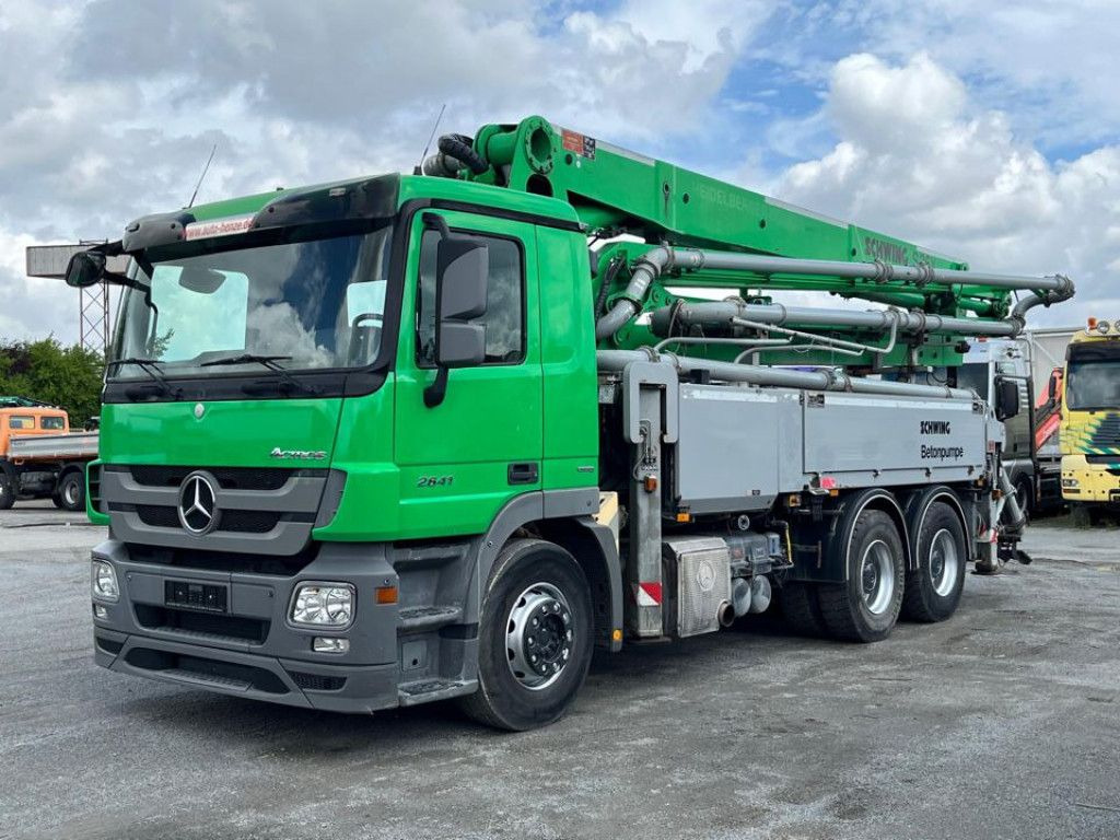 Mercedes-Benz Actros 2641 6x4 Betonpumpe Schwing S 36 X nur 2 - Camion pompe: photos 2 Mercedes-Benz Actros 2641 6x4 Betonpumpe Schwing S 36 X nur 2 - Camion pompe: photos 2