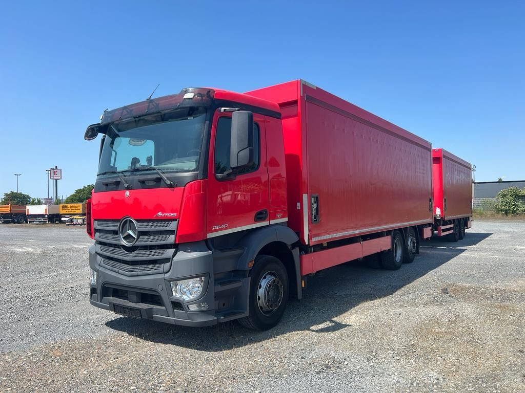 Mercedes-Benz Antos 2540 L 6x2 Pritsche LBW Mercedes-Benz Antos 2540 L 6x2 Pritsche LBW - Camion à rideaux coulissants: photos 1 Mercedes-Benz Antos 2540 L 6x2 Pritsche LBW Mercedes-Benz Antos 2540 L 6x2 Pritsche LBW - Camion à rideaux coulissants: photos 1