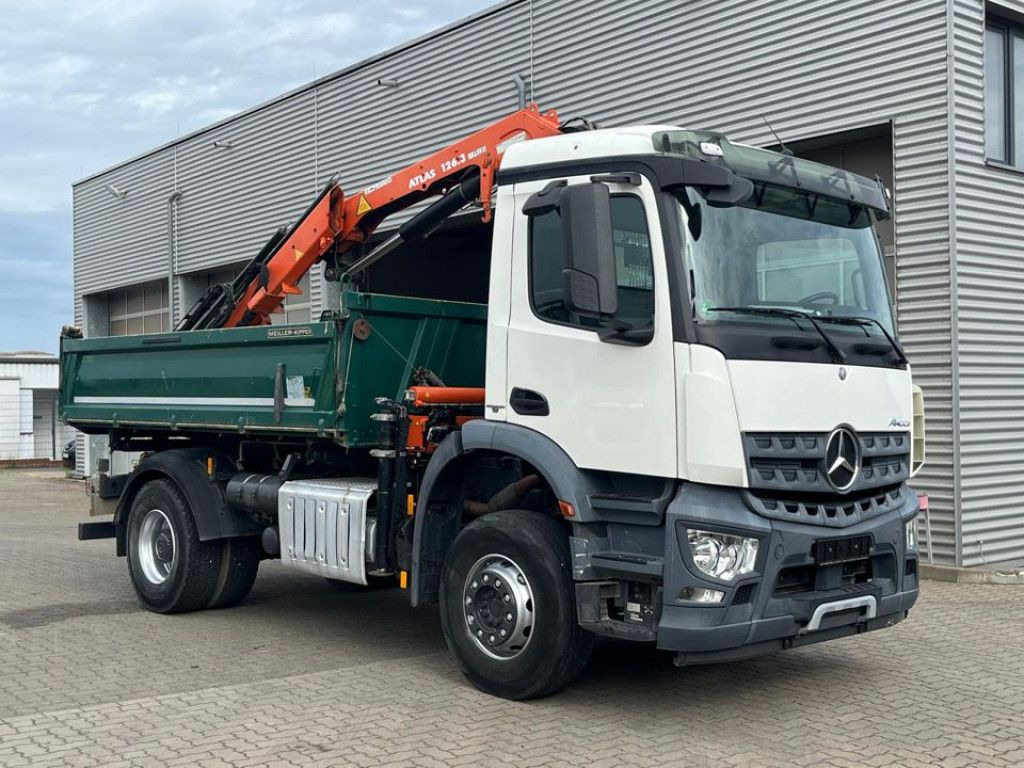 Mercedes-Benz Arocs 1835 K 2-Achs Kipper Kran Atlas 126.3 - Camion benne, Camion grue: photos 2 Mercedes-Benz Arocs 1835 K 2-Achs Kipper Kran Atlas 126.3 - Camion benne, Camion grue: photos 2