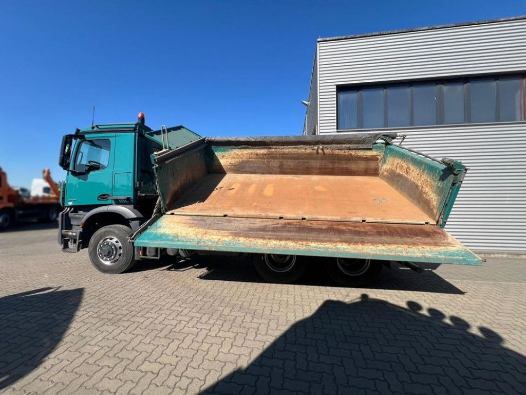 Mercedes-Benz Arocs 2636 6x6 HAD 3-Achs Allradkipper Meiller Mercedes-Benz Arocs 2636 6x6 HAD 3-Achs Allradkipper Meiller - Camion benne: photos 5 Mercedes-Benz Arocs 2636 6x6 HAD 3-Achs Allradkipper Meiller Mercedes-Benz Arocs 2636 6x6 HAD 3-Achs Allradkipper Meiller - Camion benne: photos 5