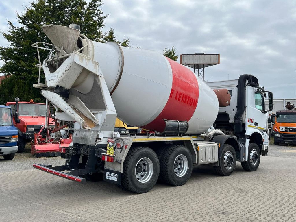 Mercedes-Benz Arocs 3240 B 8x4 Betonmischer - Camion malaxeur: photos 5 Mercedes-Benz Arocs 3240 B 8x4 Betonmischer - Camion malaxeur: photos 5