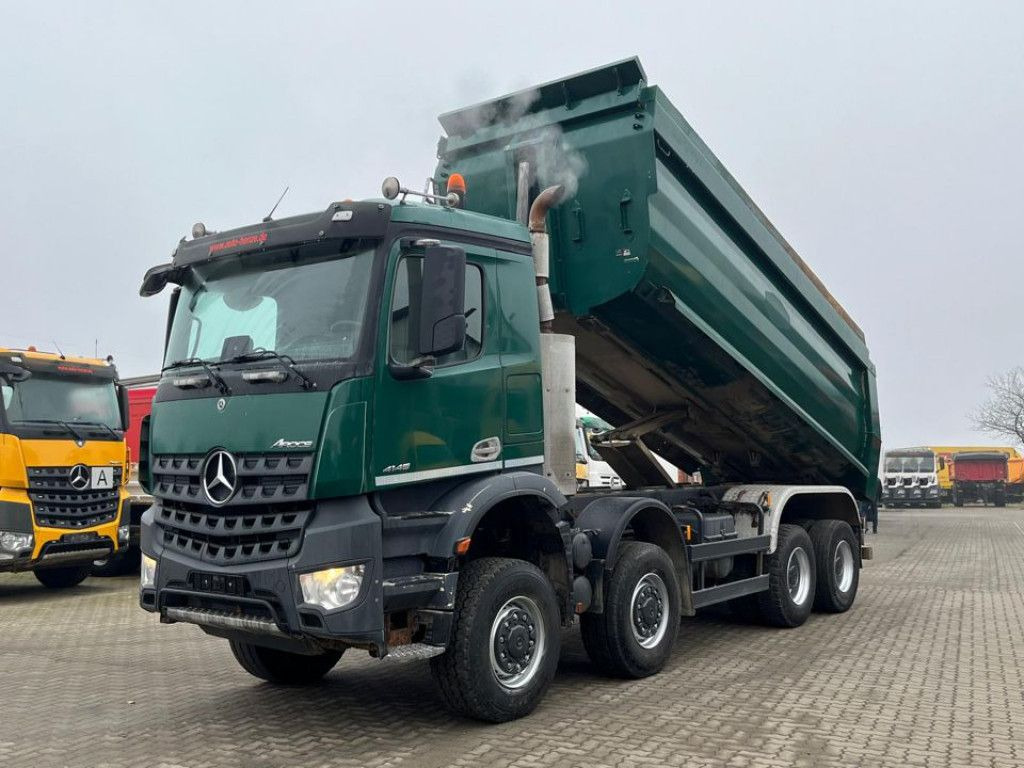 Mercedes-Benz Arocs 4145 8x8 4 Achs Muldenkipper Meiller - Camion benne: photos 1 Mercedes-Benz Arocs 4145 8x8 4 Achs Muldenkipper Meiller - Camion benne: photos 1
