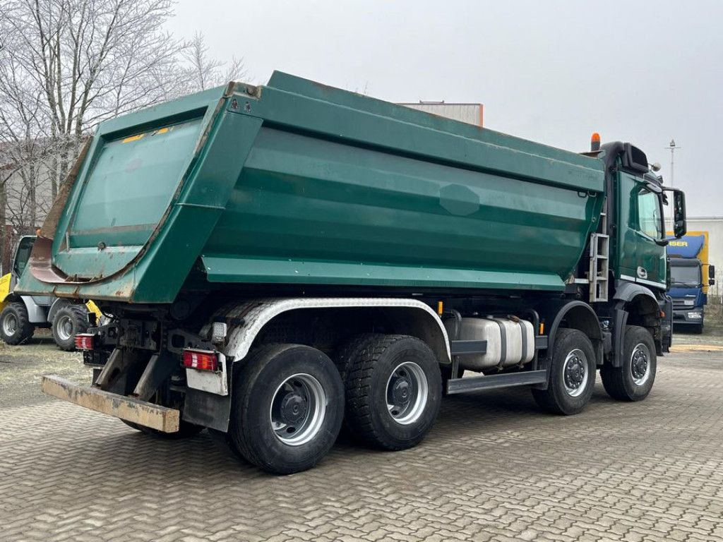 Mercedes-Benz Arocs 4145 8x8 4 Achs Muldenkipper Meiller - Camion benne: photos 5 Mercedes-Benz Arocs 4145 8x8 4 Achs Muldenkipper Meiller - Camion benne: photos 5