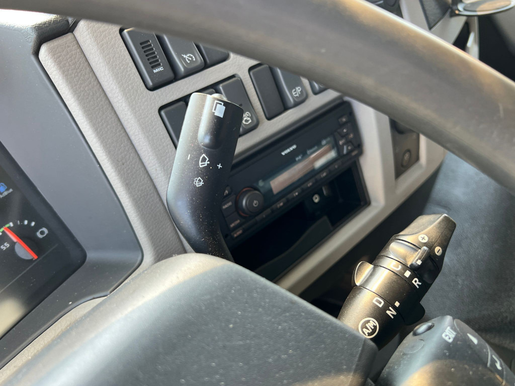 Camion frigorifique VOLVO (S) Truck FE 320 Kühlkoffer LBW Thermokin T 1200R: photos 11 Camion frigorifique VOLVO (S) Truck FE 320 Kühlkoffer LBW Thermokin T 1200R: photos 11