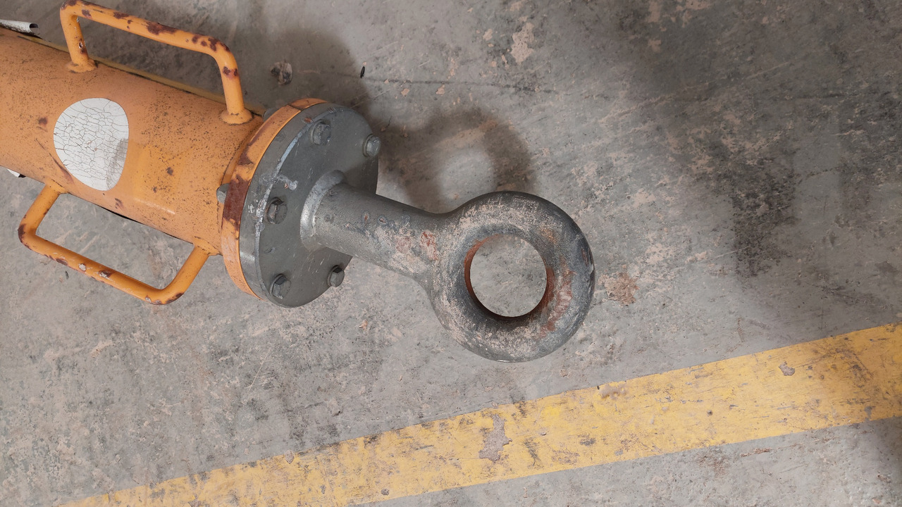 Towbar J-TOW170 JMS - Équipement aéroportuaire: photos 3 Towbar J-TOW170 JMS - Équipement aéroportuaire: photos 3