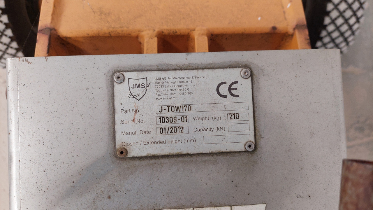 Towbar J-TOW170 JMS - Équipement aéroportuaire: photos 2 Towbar J-TOW170 JMS - Équipement aéroportuaire: photos 2