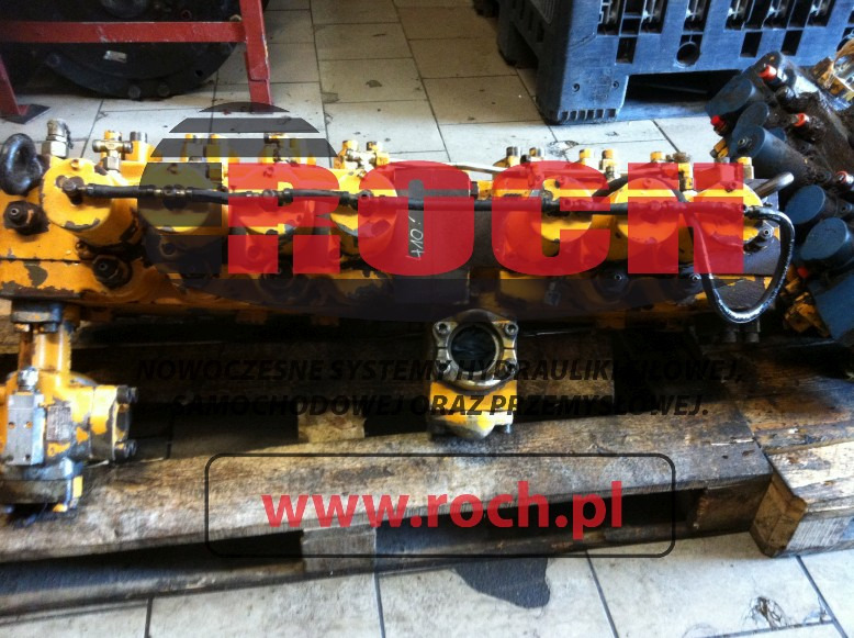 LIEBHERR 600728 + 600727 - 7 SEKCYJNY + HC-760 - Valve hydraulique: photos 1 LIEBHERR 600728 + 600727 - 7 SEKCYJNY + HC-760 - Valve hydraulique: photos 1