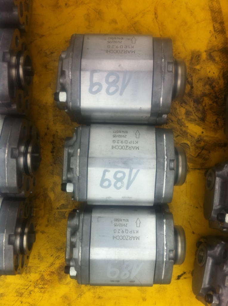 MARZOCCHI K1PD9,2G - Pompe hydraulique pour Engins de chantier: photos 1 MARZOCCHI K1PD9,2G - Pompe hydraulique pour Engins de chantier: photos 1