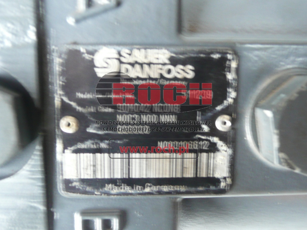 SAUER DANFOSS+ BREVINI REDUTTORI 90M042 NC0N8 N0C3 N00 NNN 000000 MOD511239 + CTD2050/CF I=23 VICKERS MFE19 - Moteur hydraulique: photos 2 SAUER DANFOSS+ BREVINI REDUTTORI 90M042 NC0N8 N0C3 N00 NNN 000000 MOD511239 + CTD2050/CF I=23 VICKERS MFE19 - Moteur hydraulique: photos 2