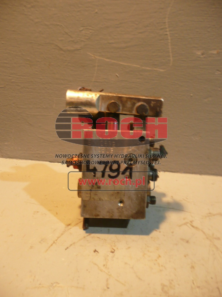 WIRTGEN 1540001E E110832 M110502 - Pompe hydraulique: photos 2 WIRTGEN 1540001E E110832 M110502 - Pompe hydraulique: photos 2