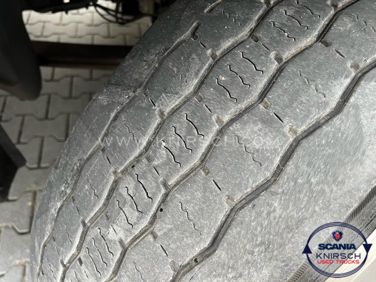 SCANIA P 270 DB4x2MNA - Camion fourgon: photos 4 SCANIA P 270 DB4x2MNA - Camion fourgon: photos 4