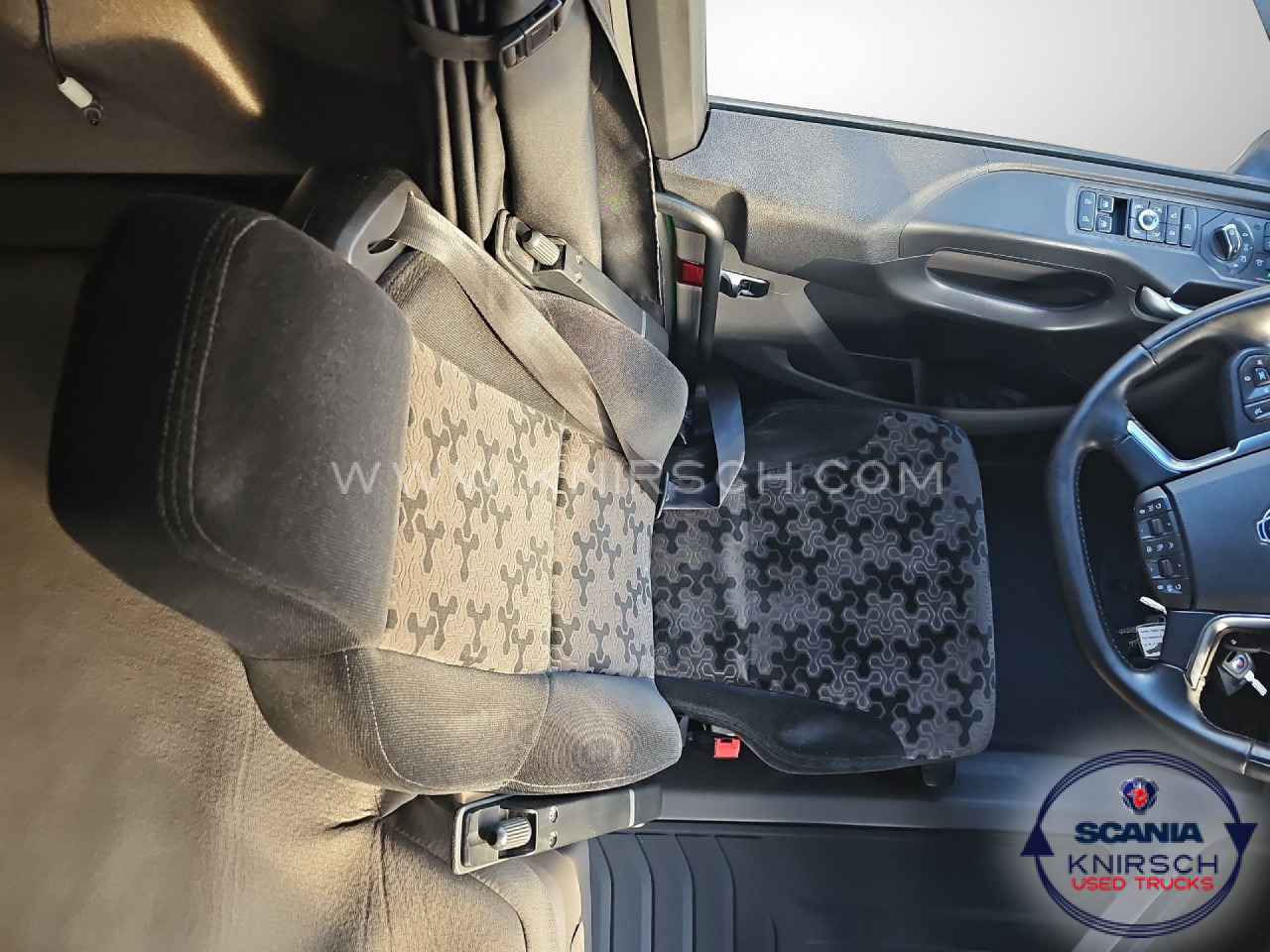SCANIA R 450 A4x2LA Retarder Standklima - Tracteur routier: photos 4 SCANIA R 450 A4x2LA Retarder Standklima - Tracteur routier: photos 4
