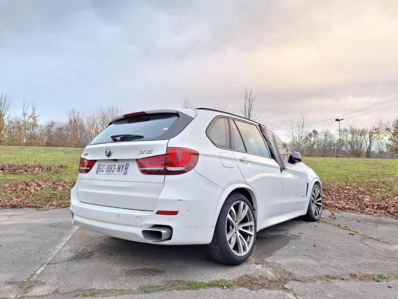 SUV BMW X5: photos 35