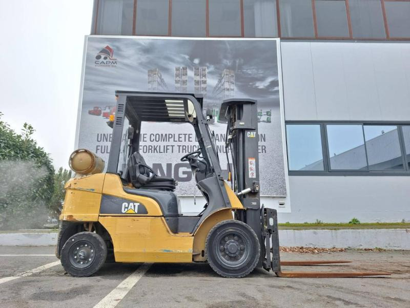Chariot élévateur à gaz Caterpillar GP25N: photos 6
