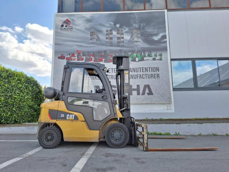 Chariot élévateur à gaz Caterpillar GP25NTD: photos 6 Chariot élévateur à gaz Caterpillar GP25NTD: photos 6