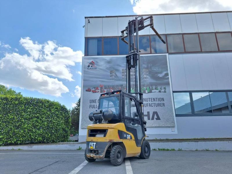 Chariot élévateur à gaz Caterpillar GP25NTD: photos 12 Chariot élévateur à gaz Caterpillar GP25NTD: photos 12