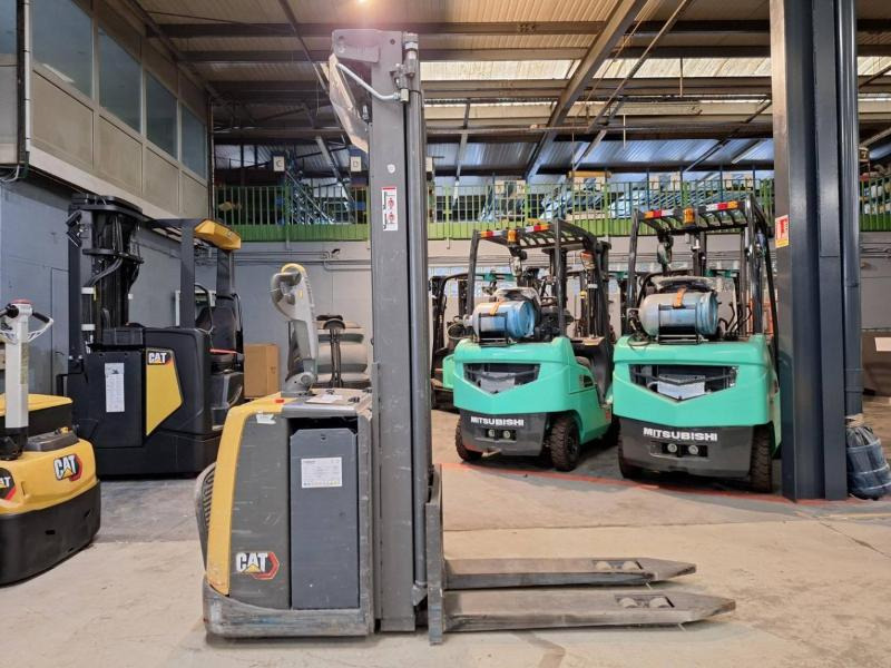 Caterpillar NSV16P - Gerbeur: photos 5 Caterpillar NSV16P - Gerbeur: photos 5