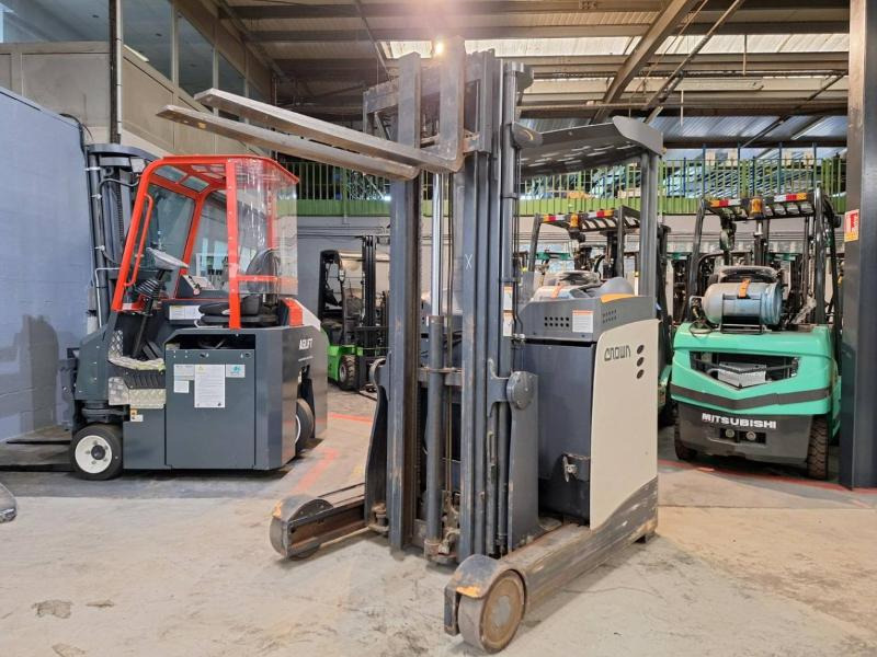 Crown ESR5240-1.4 en leasing occasion Crown ESR5240-1.4: photos 7 Crown ESR5240-1.4 en leasing occasion Crown ESR5240-1.4: photos 7