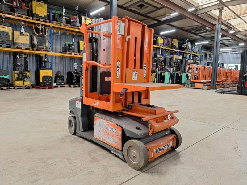 JLG Toucan Duo - Nacelle à mât vertical: photos 4 JLG Toucan Duo - Nacelle à mât vertical: photos 4