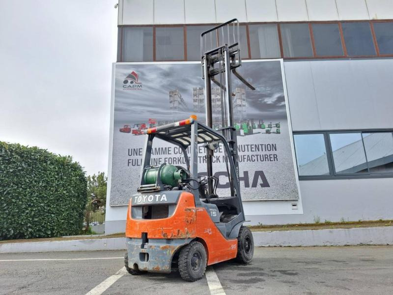 Chariot élévateur à gaz Toyota 028 FGF 15: photos 12