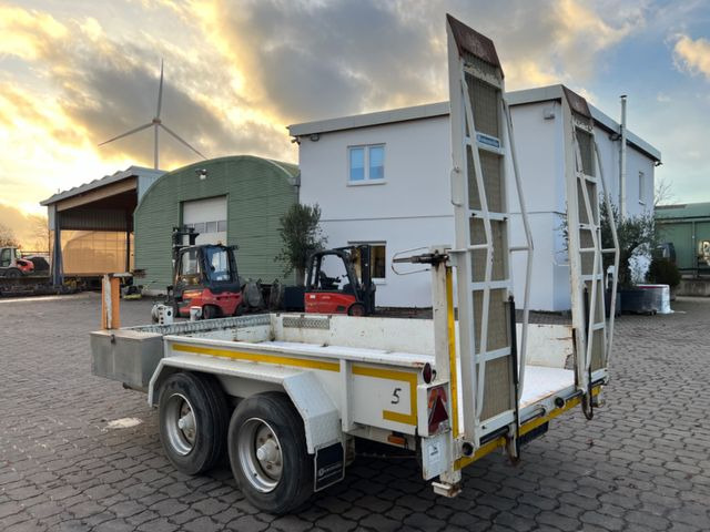 Blomenröhr 552/6900 Tieflader, Rampen, 6,9 to. zGG, TÜV neu - Remorque porte-engin surbaissée: photos 3 Blomenröhr 552/6900 Tieflader, Rampen, 6,9 to. zGG, TÜV neu - Remorque porte-engin surbaissée: photos 3