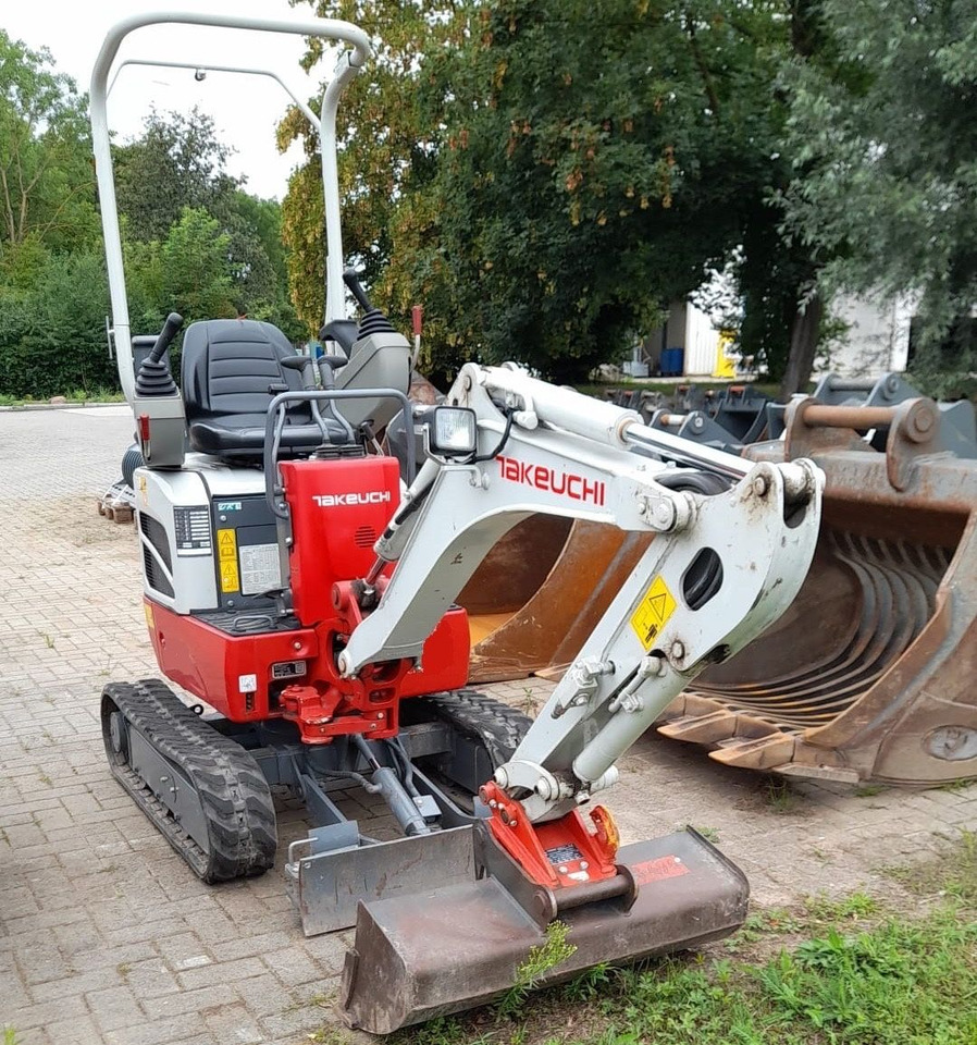 Takeuchi TB 210 R, Bj. 23, 220 BH, SW MS01, TL, GL - Mini pelle: photos 2 Takeuchi TB 210 R, Bj. 23, 220 BH, SW MS01, TL, GL - Mini pelle: photos 2