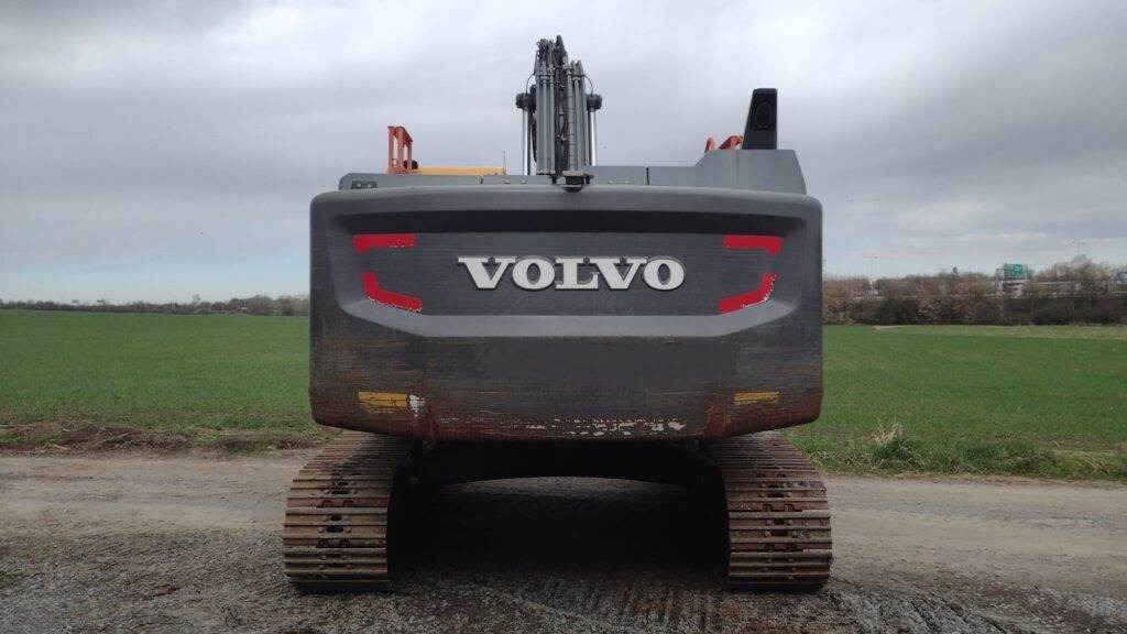 Volvo EC250EL - Pelle sur chenille: photos 5 Volvo EC250EL - Pelle sur chenille: photos 5