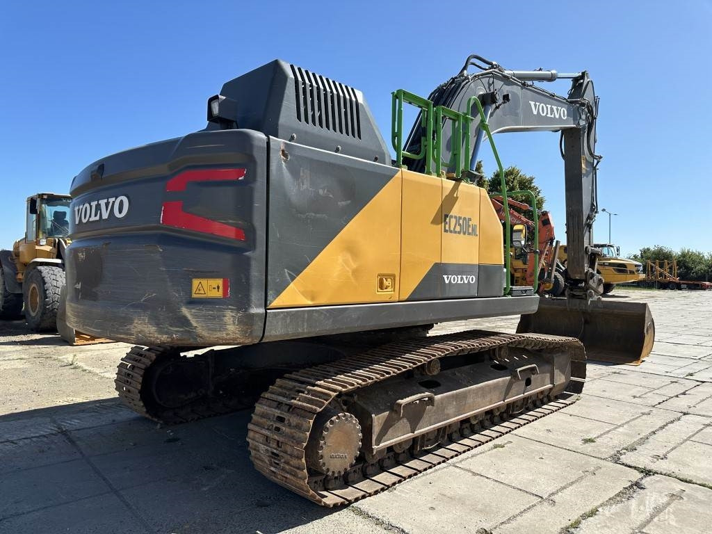 Volvo EC250ENL - Pelle sur chenille: photos 3 Volvo EC250ENL - Pelle sur chenille: photos 3