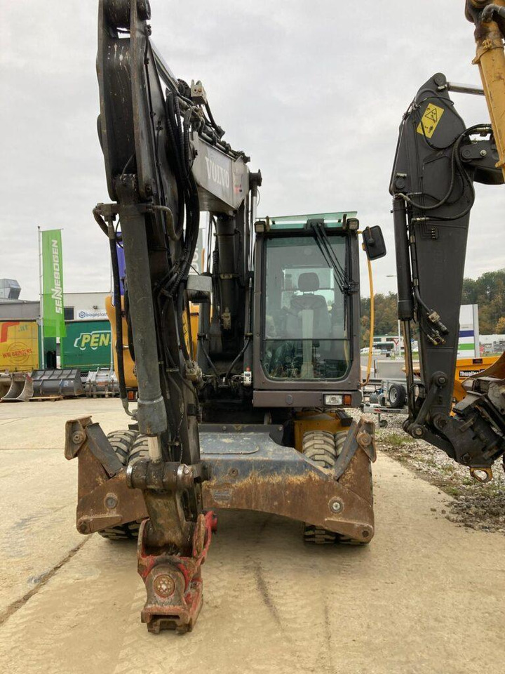 Volvo EW160D - Pelle sur pneus: photos 4 Volvo EW160D - Pelle sur pneus: photos 4