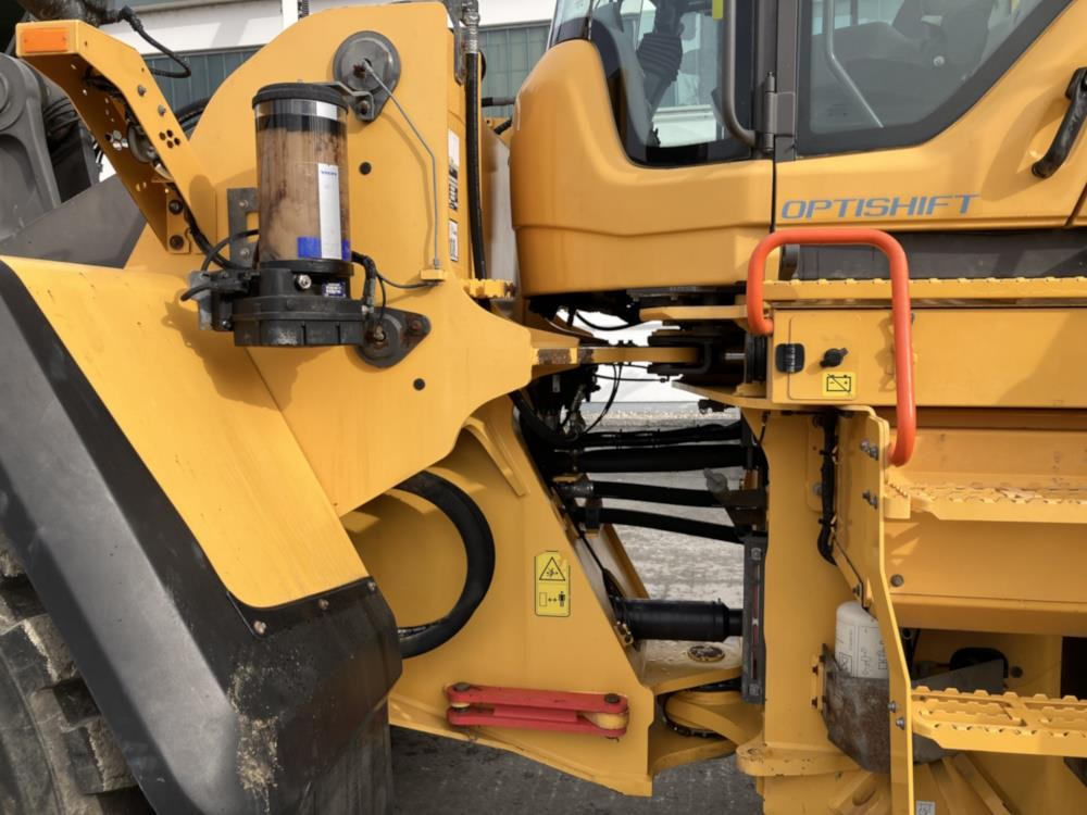 Volvo L180H - Chargeuse sur pneus: photos 5 Volvo L180H - Chargeuse sur pneus: photos 5