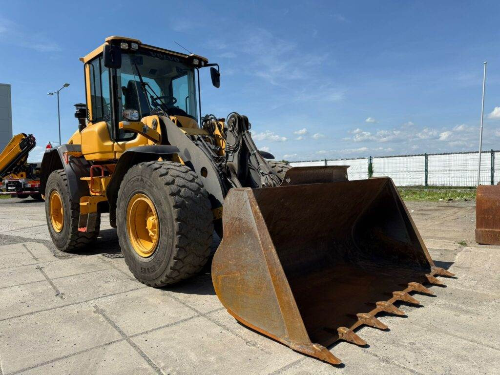 Volvo L60H - Chargeuse sur pneus: photos 1 Volvo L60H - Chargeuse sur pneus: photos 1