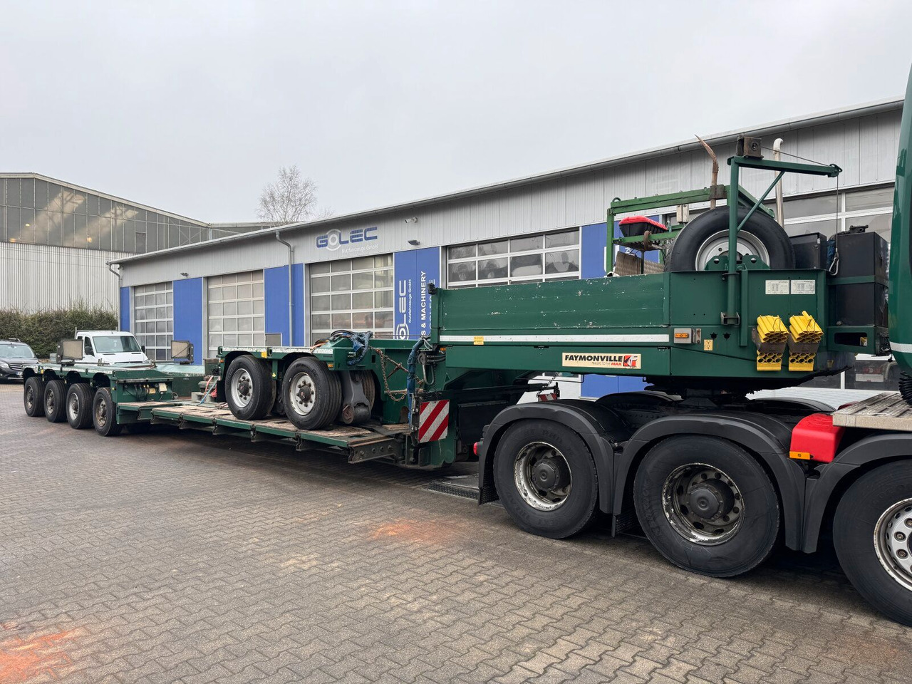 Faymonville STBZ-6VA Tieflader 4+2 Achse + Schwerlast *83 T - Semi-remorque surbaissé: photos 3 Faymonville STBZ-6VA Tieflader 4+2 Achse + Schwerlast *83 T - Semi-remorque surbaissé: photos 3