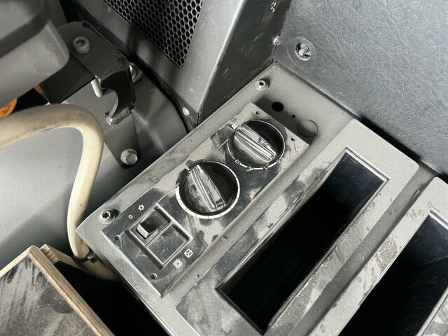Balayeuse de voirie Hako Citymaster CM 2200 Kehrmaschine 2 m³: photos 15
