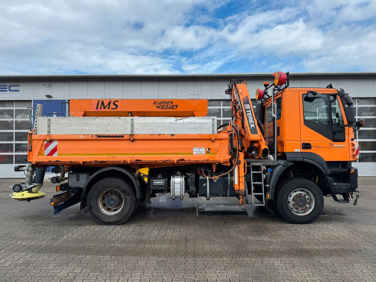 Iveco TRAKKER Kipper Kran TEREX 85.2 Winterdienst - Camion benne, Camion grue: photos 3 Iveco TRAKKER Kipper Kran TEREX 85.2 Winterdienst - Camion benne, Camion grue: photos 3