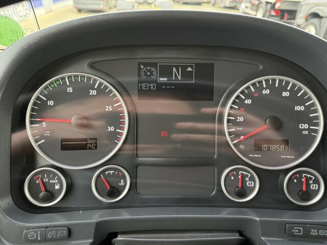 MAN TGA 18.360 4x2 HD-Kanalreiniger ASSMANN 6500 L - Camion hydrocureur: photos 2 MAN TGA 18.360 4x2 HD-Kanalreiniger ASSMANN 6500 L - Camion hydrocureur: photos 2