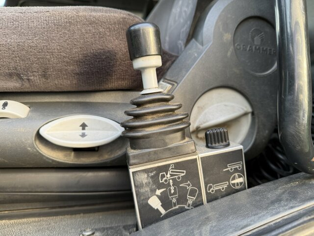 MAN TGS 26.400 6x6 MEILLER Kipper Schmitz EURO 5 - Camion benne: photos 2 MAN TGS 26.400 6x6 MEILLER Kipper Schmitz EURO 5 - Camion benne: photos 2