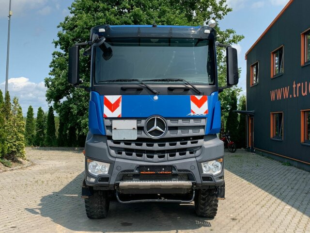 Mercedes-Benz AROCS 4145 8x8 EURO6 Muldenkipper TOP! - Camion benne: photos 3 Mercedes-Benz AROCS 4145 8x8 EURO6 Muldenkipper TOP! - Camion benne: photos 3