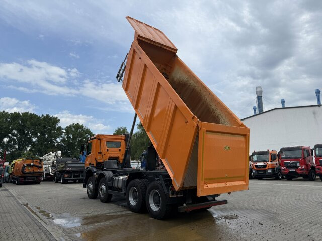 Mercedes-Benz AROCS 4851 8x6 Euro 6 Gesteinkipper MEILLER 25m³ - Camion benne: photos 3 Mercedes-Benz AROCS 4851 8x6 Euro 6 Gesteinkipper MEILLER 25m³ - Camion benne: photos 3