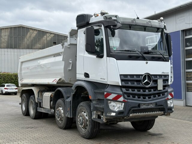 Mercedes-Benz Arocs 4145 8x8 Muldenkipper MEILLER - Camion benne: photos 1 Mercedes-Benz Arocs 4145 8x8 Muldenkipper MEILLER - Camion benne: photos 1