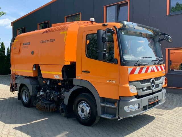 Mercedes-Benz Atego Kehrmaschine BUCHER CITYFANT 5000 - Balayeuse de voirie: photos 1 Mercedes-Benz Atego Kehrmaschine BUCHER CITYFANT 5000 - Balayeuse de voirie: photos 1
